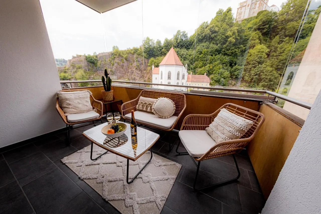 Bonnystay L Modern L Zentral L Work Space L Kitchen L Smart Tv L Wlan Passau Apartment
