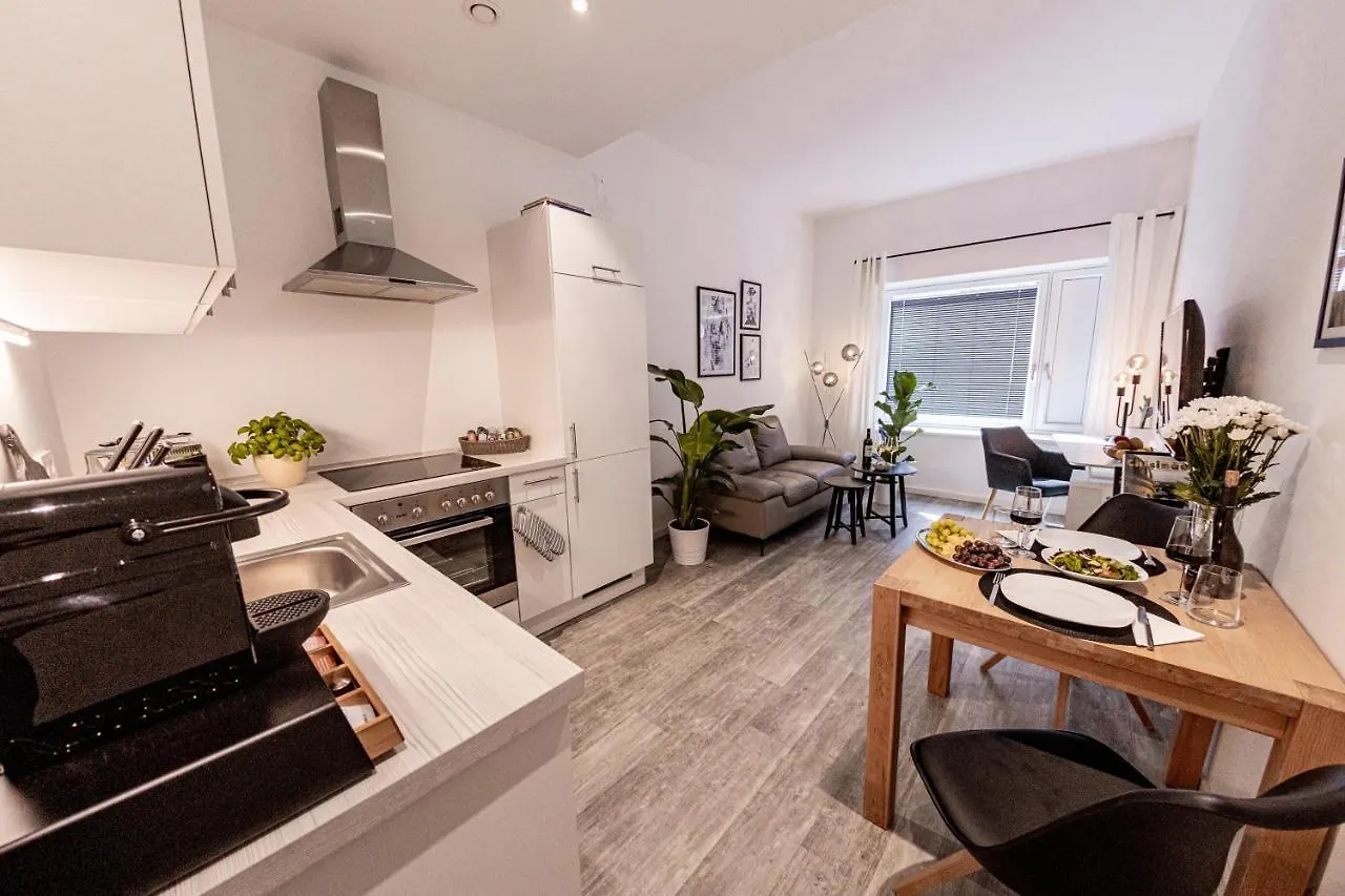 Bonnystay L Modern L Zentral L Work Space L Kitchen L Smart Tv L Wlan Passau 0*,