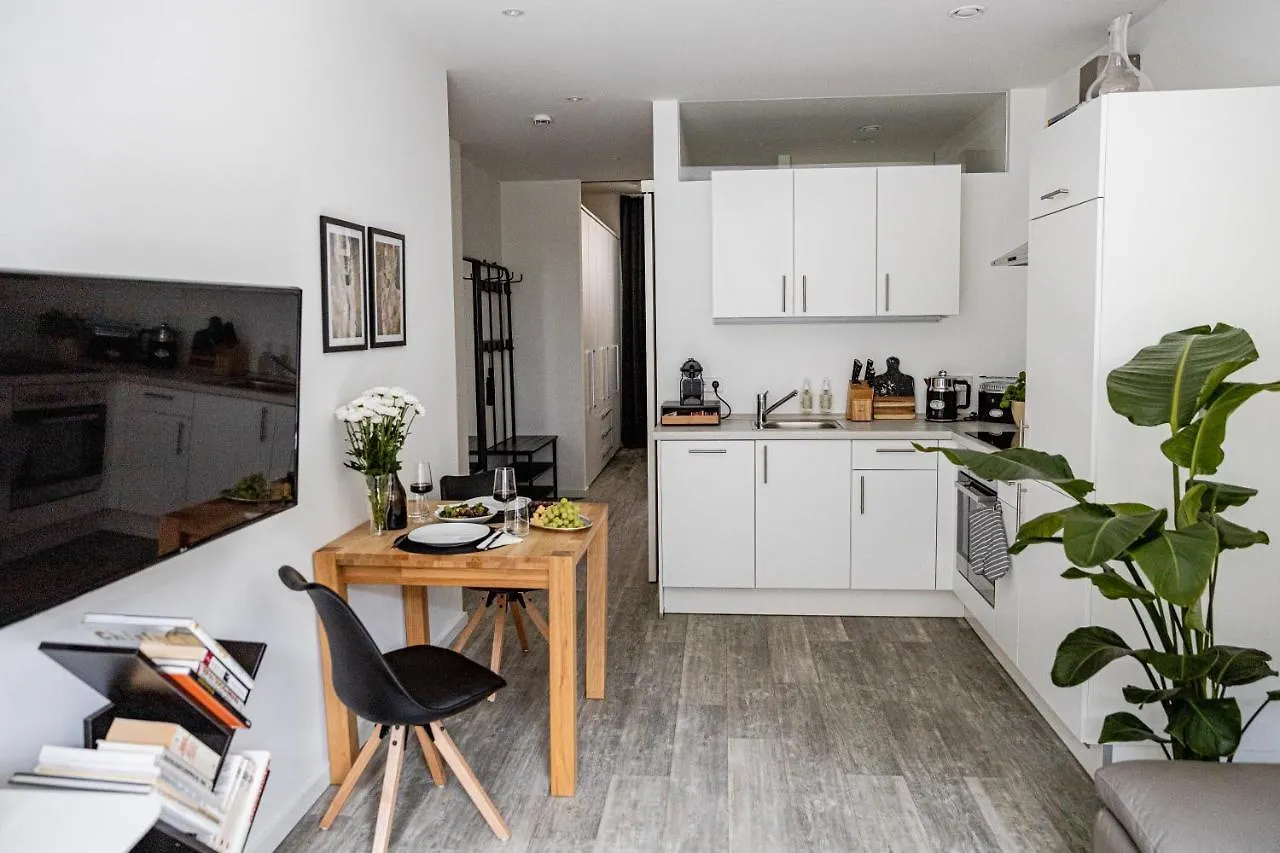Bonnystay L Modern L Zentral L Work Space L Kitchen L Smart Tv L Wlan Passau 0*,  Germany