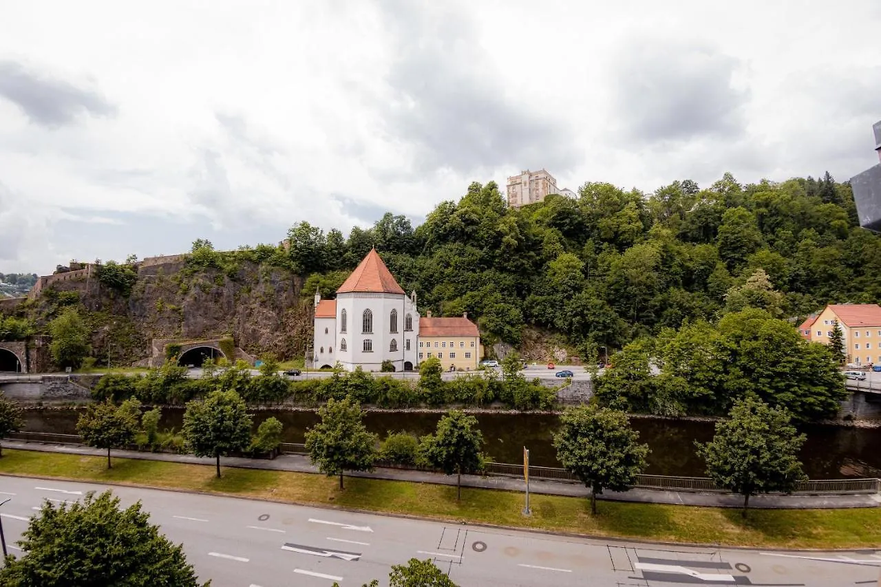 Bonnystay L Modern L Zentral L Work Space L Kitchen L Smart Tv L Wlan Passau Germany